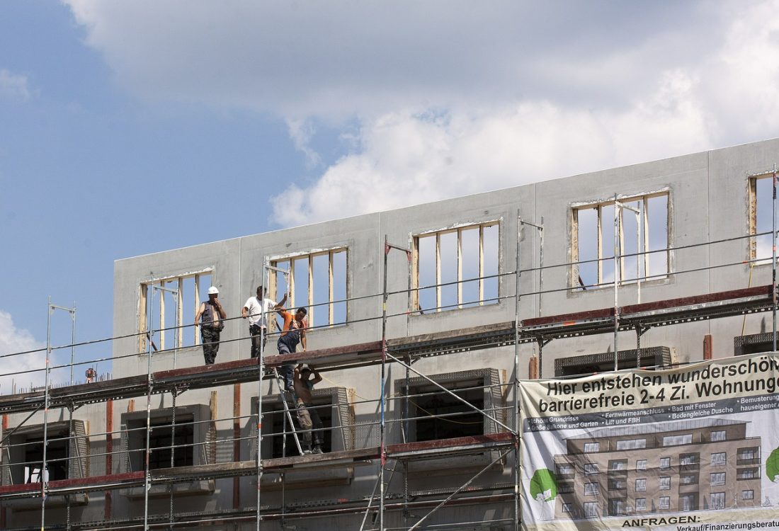 emprego construção cai